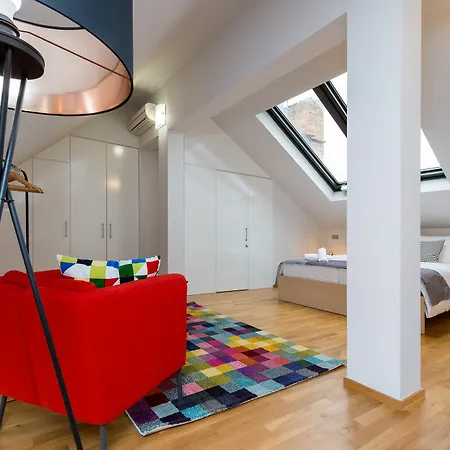 Empirent Beautiful Duplex * Praga