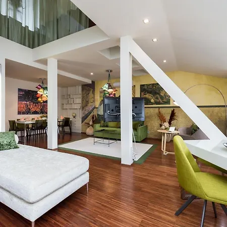 Empirent Beautiful Duplex Praga