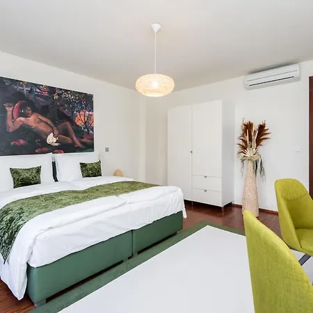Empirent Beautiful Duplex Lägenhet Prag